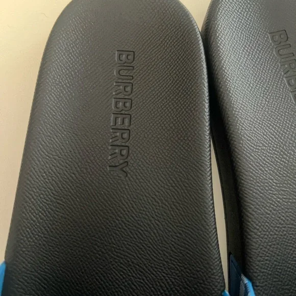 Burberry Black and Blue Check Slides - Picture 4 of 5